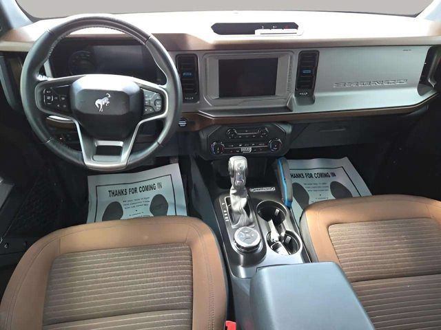 Used 2022 Ford Bronco Outer Banks AWD/4WD image 9