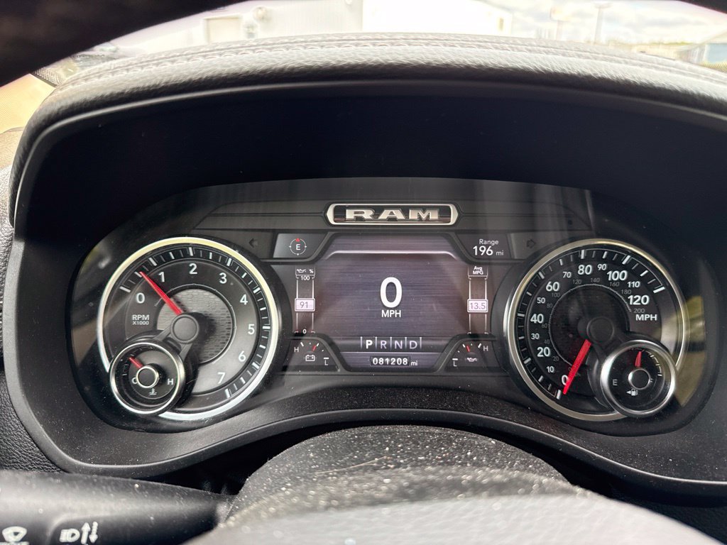 Used 2019 RAM 1500 Laramie AWD/4WD image 17