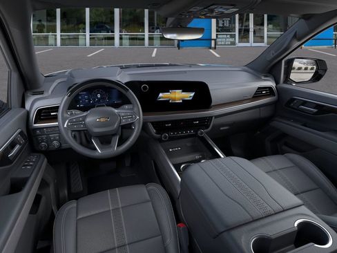 New 2026 Chevrolet Suburban High Country AWD/4WD image 17