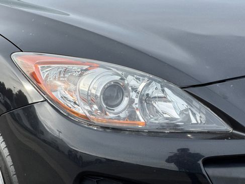 Used 2013 MAZDA MAZDA3 i SV image 10