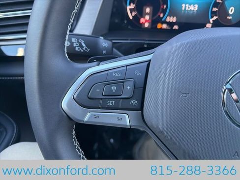 New 2026 Volkswagen Atlas Cross Sport SE image 14