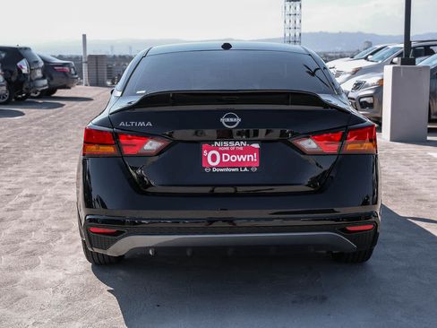 Used 2026 Nissan Altima 2.5 SV FWD image 1