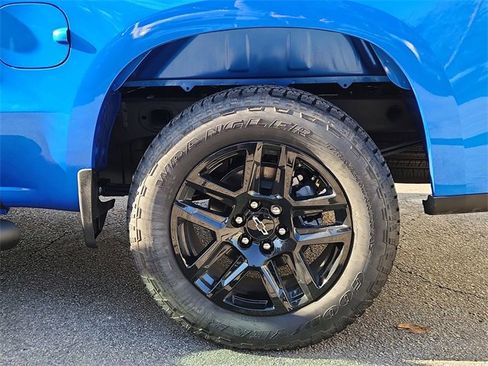 Used 2025 Chevrolet Silverado 1500 Custom w/ Turbomax Blackout Package image 31