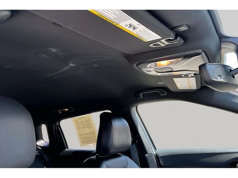 Certified 2025 Jeep Compass Limited AWD/4WD image 21