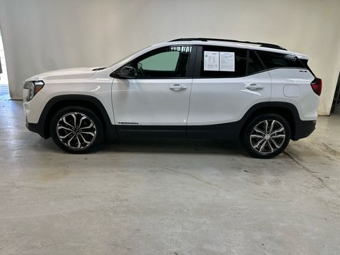 Used 2023 GMC Terrain SLE w/ Driver Convenience Package AWD/4WD image 9