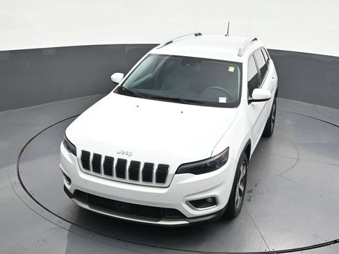 Used 2019 Jeep Cherokee Limited w/ Luxury Group FWD image 22