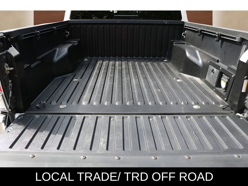 Used 2020 Toyota Tacoma TRD Off-Road AWD/4WD image 9