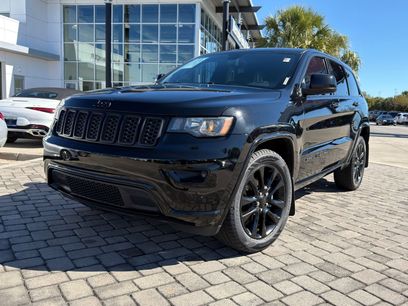 Used 2018 Jeep Grand Cherokee Altitude