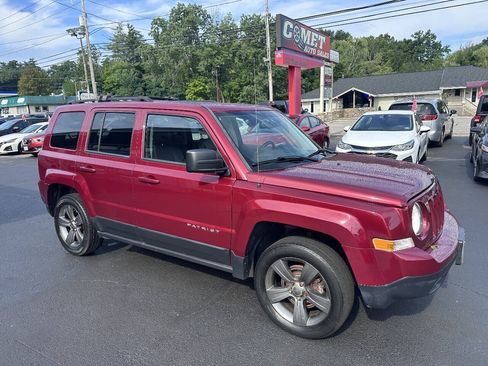 Used 2015 Jeep Patriot High Altitude AWD/4WD image 1