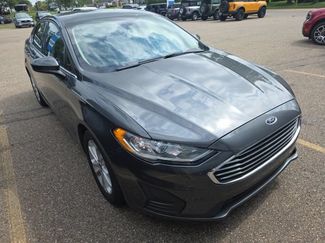Used 2020 Ford Fusion SE FWD video 2