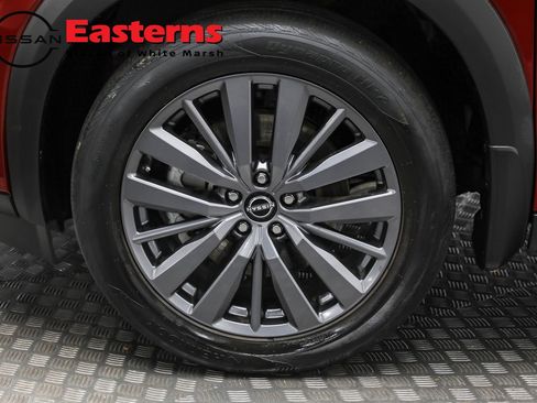 Used 2024 Nissan Pathfinder SL w/ SL Premium Package image 34