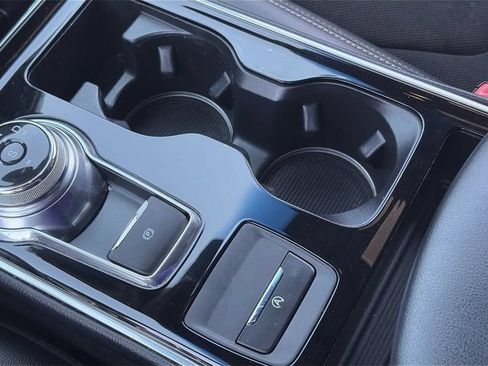 Used 2019 Ford Edge ST w/ Convenience Package AWD/4WD image 31