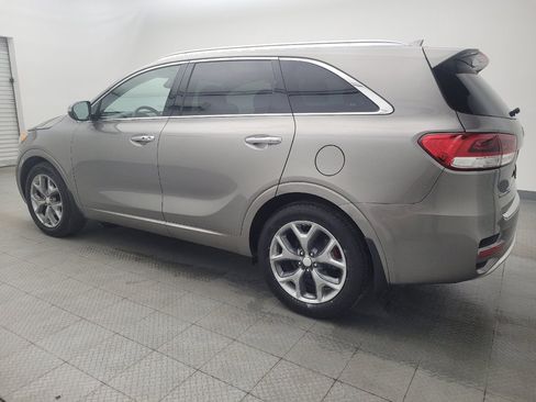 Used 2018 Kia Sorento SX image 3