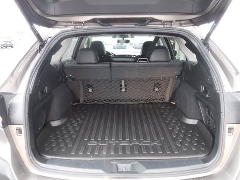 Used 2022 Subaru Outback Limited image 37