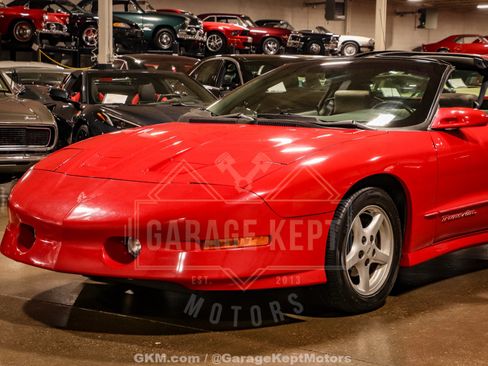 Used 1995 Pontiac Firebird Formula RWD image 35