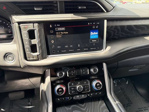 Used 2024 GMC Yukon Denali w/ Max Trailering Package AWD/4WD image 12