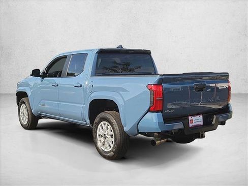 Certified 2026 Toyota Tacoma SR5 AWD/4WD image 8