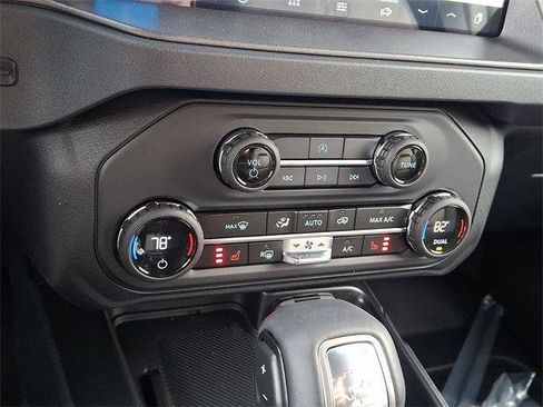 New 2025 Ford Bronco Big Bend image 11