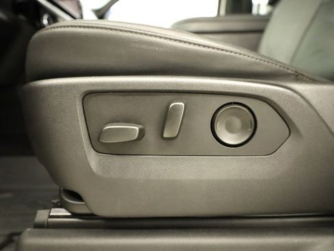 Used 2023 GMC Sierra 1500 SLT w/ SLT Premium Package image 11