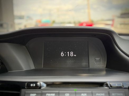 Used 2017 Honda Accord Sport image 11