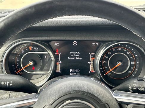 Used 2018 Jeep Wrangler Unlimited Sahara image 20