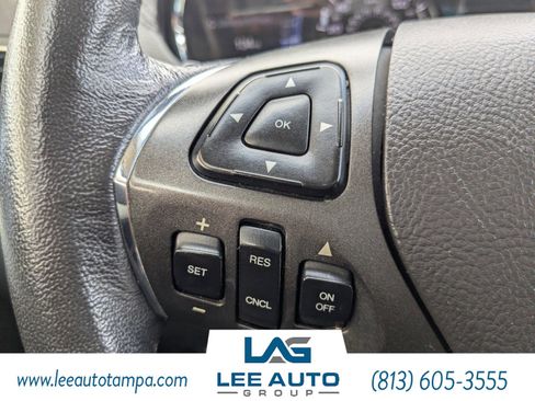 Used 2018 Lincoln MKT AWD image 28