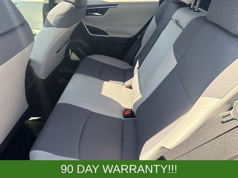 Used 2019 Toyota RAV4 XLE w/ Convenience Package AWD/4WD image 16