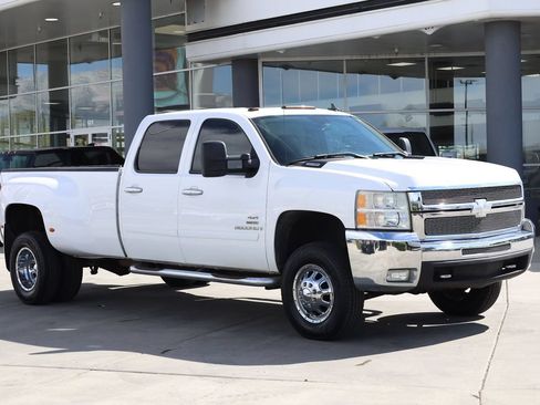 Used 2008 Chevrolet Silverado 3500 LTZ AWD/4WD image 8