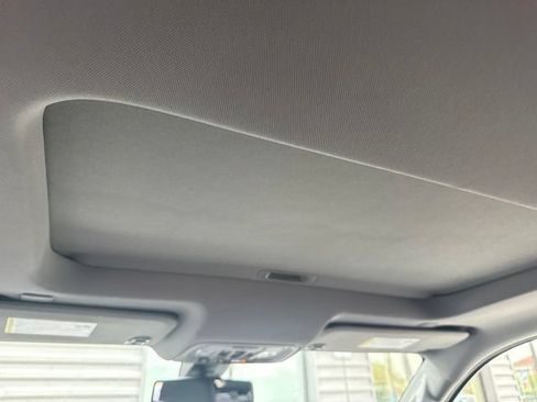 Used 2019 Chevrolet Silverado 1500 LTZ w/ LTZ Premium Package AWD/4WD image 9