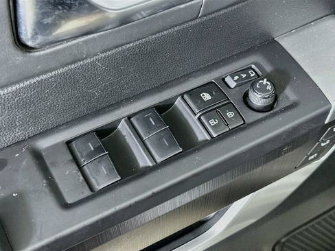 Used 2023 Toyota Tundra Platinum AWD/4WD image 22