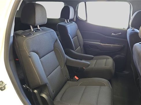 Used 2023 GMC Acadia SLE w/ Driver Convenience Package image 14