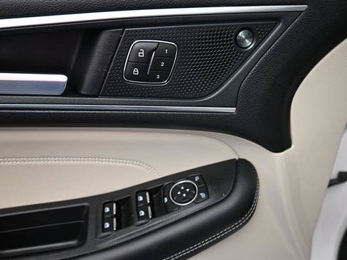 Certified 2024 Ford Edge Titanium AWD/4WD image 6