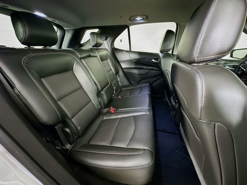 Used 2020 Chevrolet Equinox Premier FWD image 32