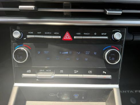 Used 2024 Hyundai Santa Fe SEL AWD/4WD image 19