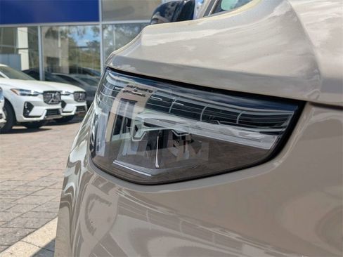 New 2026 Volvo XC40 B4 Core w/ Protection Package Premier image 10