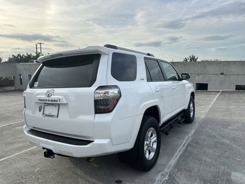 Used 2023 Toyota 4Runner SR5 AWD/4WD image 20