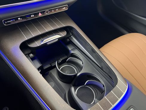 New 2026 Mercedes-Benz E 350 4MATIC Sedan image 34