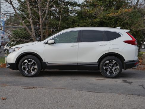 Used 2018 Honda CR-V Touring image 17
