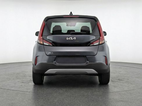 Used 2025 Kia Soul LX w/ LX Technology Package image 7
