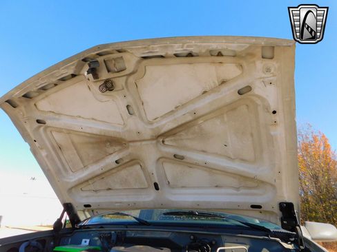 Used 1989 Chevrolet Silverado 3500 2WD Regular Cab image 25