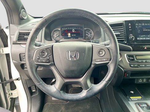 Used 2024 Honda Passport EX-L image 11