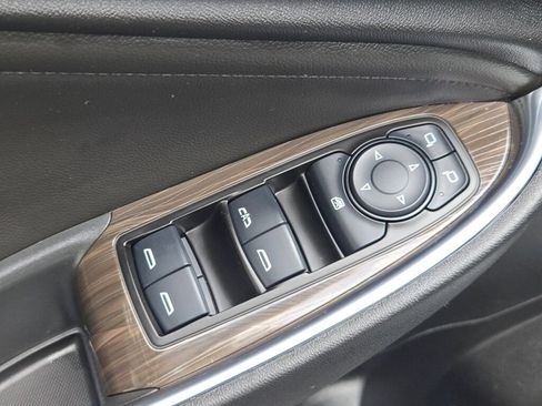 Used 2025 Chevrolet Malibu LT w/ Redline Edition FWD image 22