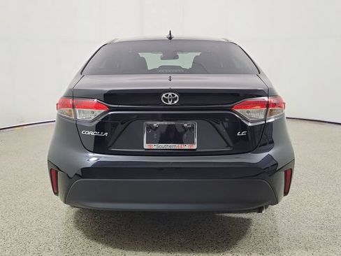 Used 2026 Toyota Corolla LE FWD image 6