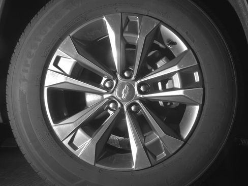 Used 2025 Chevrolet Equinox LT FWD image 13