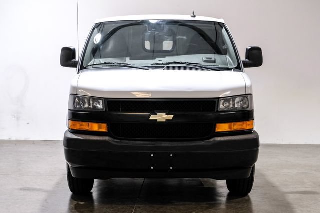 Used 2020 Chevrolet Express 2500 RWD image 6