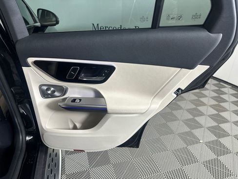Certified 2026 Mercedes-Benz GLC 300 4MATIC image 18
