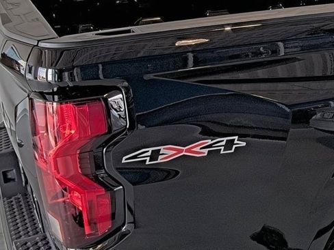 New 2026 Chevrolet Colorado W/T w/ WT Custom Package AWD/4WD image 15