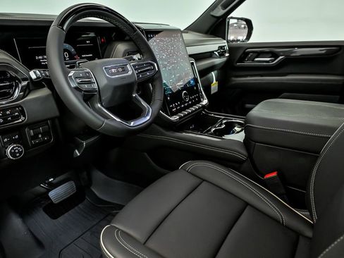 New 2026 GMC Yukon Elevation w/ Elevation Premium Package AWD/4WD image 8