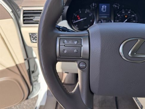 Used 2014 Lexus GX 460 Luxury AWD/4WD image 17