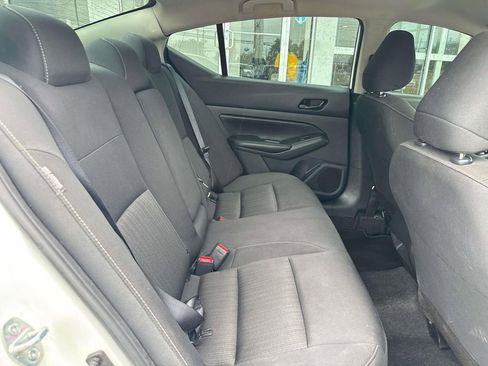 Used 2025 Nissan Altima 2.5 S FWD image 10
